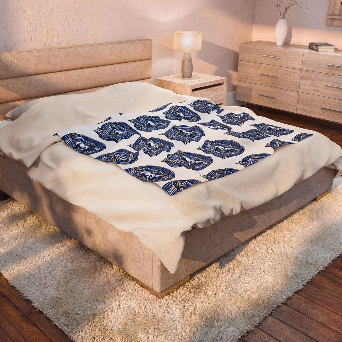 Mustang Logo Velveteen Plush Blanket — Soft Team Mascot Throw for Fans & Alumni